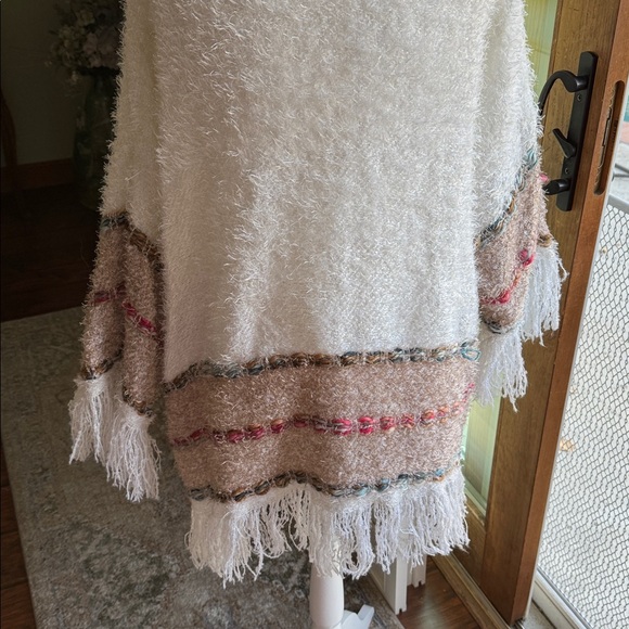 Cost Plus World Market White Fringed Shawl Cardigan - Picture 5 of 5